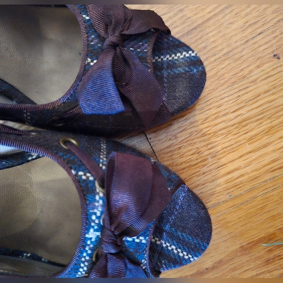 Steve Madden Plaid open toed heel - Picture 5 of 5